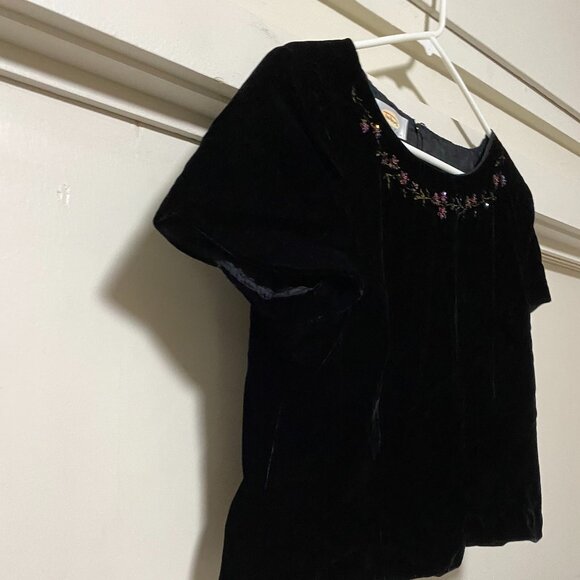 Talbots Petites, short sleeve black velvet short top, size 14 - Picture 4 of 12